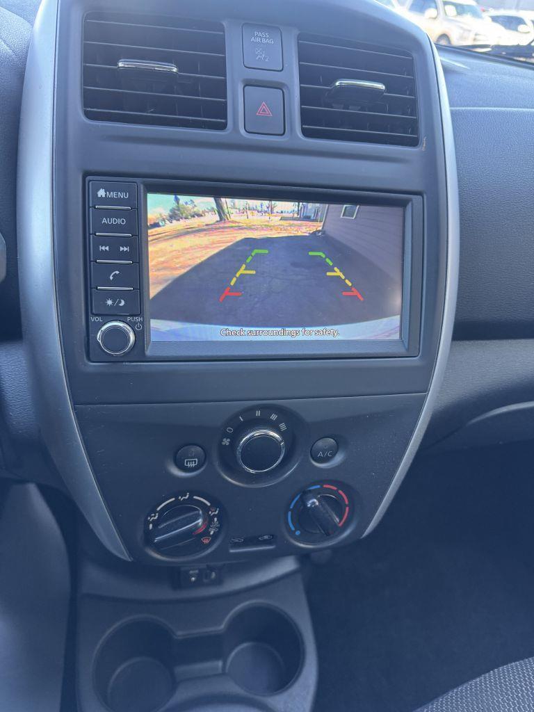 Nissan Versa 1.6 S 5M 2019