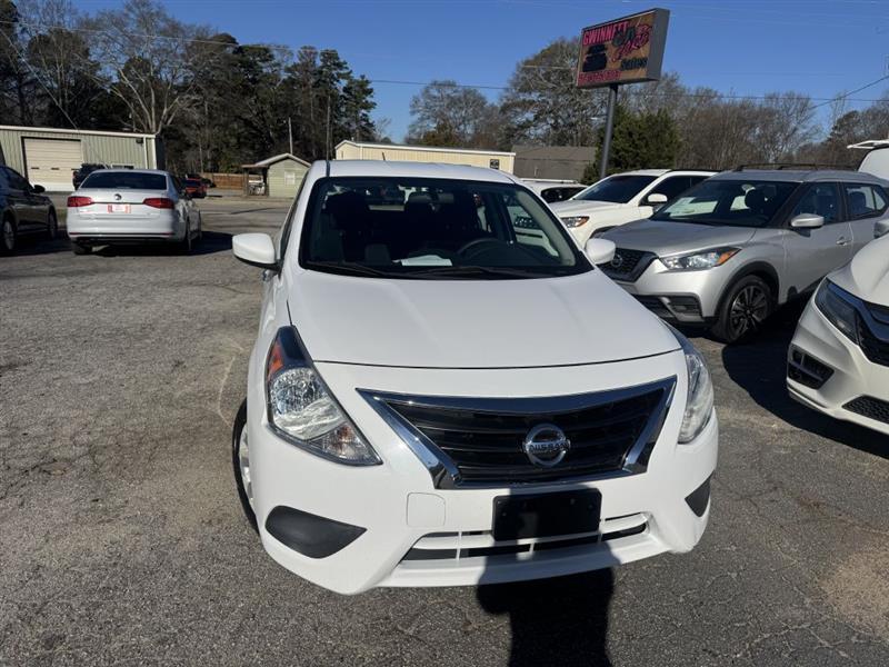 Nissan Versa 1.6 S 5M 2019