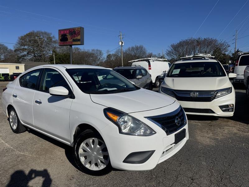 Nissan Versa 1.6 S 5M 2019