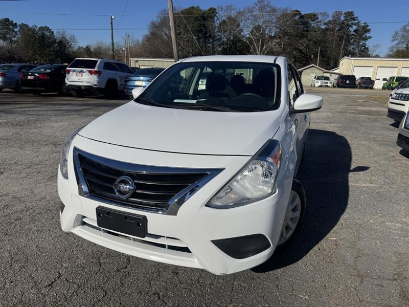 Nissan Versa 1.6 S 5M 2019