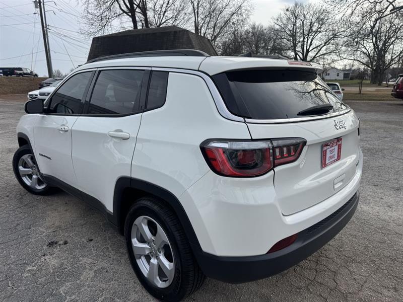 Jeep Compass Latitude FWD 2020
