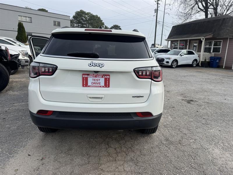 Jeep Compass Latitude FWD 2020