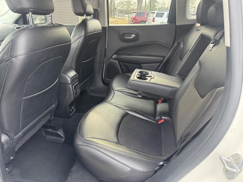 Jeep Compass Latitude FWD 2020