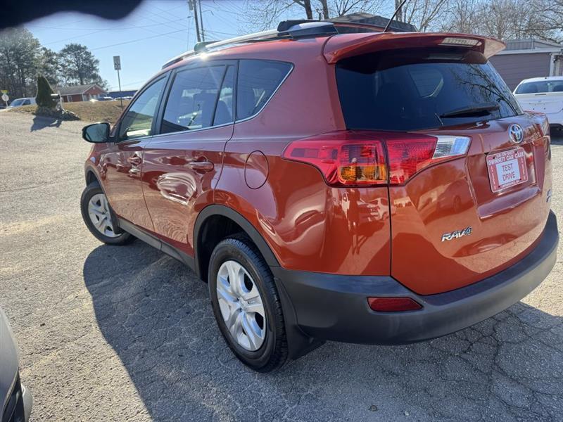 Toyota RAV4 LE AWD 2015