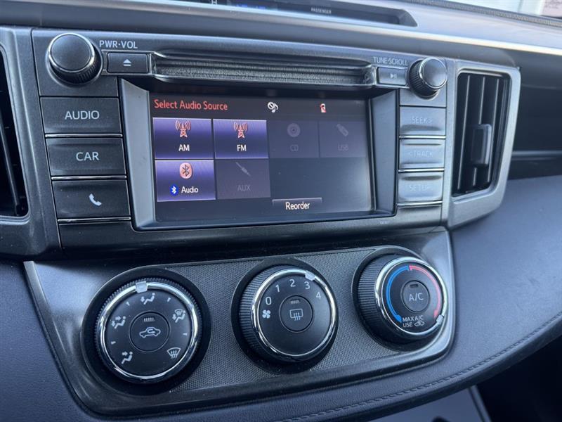 Toyota RAV4 LE AWD 2015