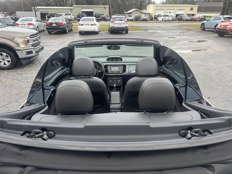 Volkswagen Beetle R-Line Convertible 2014