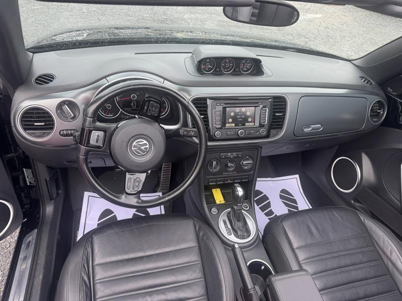 Volkswagen Beetle R-Line Convertible 2014