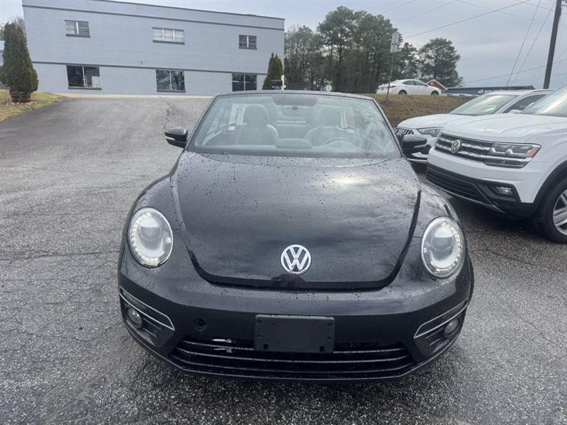 Volkswagen Beetle R-Line Convertible 2014