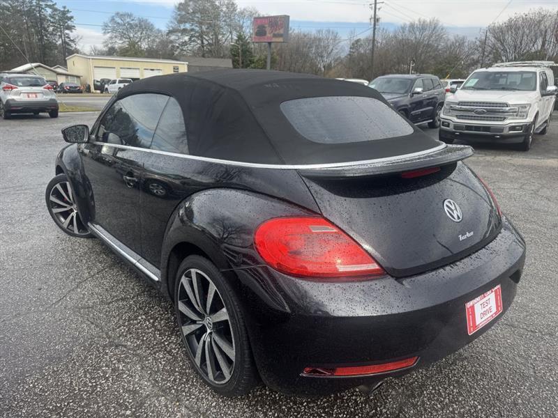 Volkswagen Beetle R-Line Convertible 2014