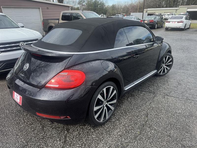 Volkswagen Beetle R-Line Convertible 2014