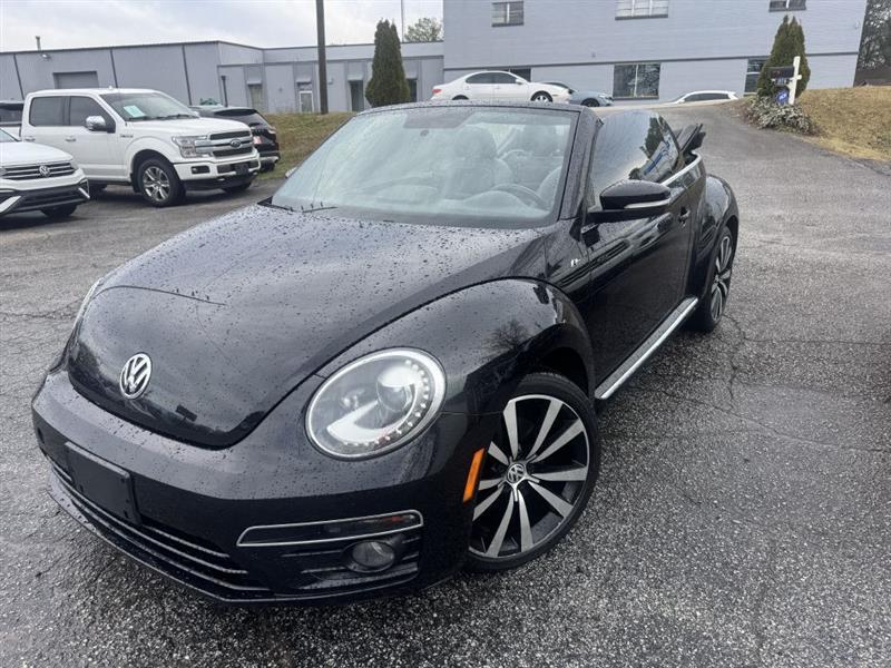 Volkswagen Beetle R-Line Convertible 2014