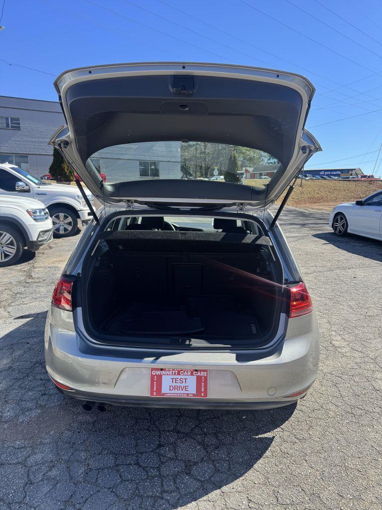 Volkswagen Golf TSI SE 6A 2016