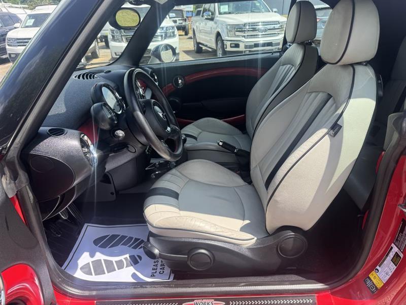 MINI Cooper John Cooper Works Convertible 2014