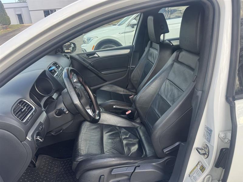 Volkswagen GTI 4-door 2012