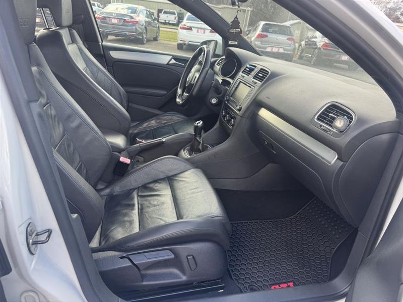 Volkswagen GTI 4-door 2012