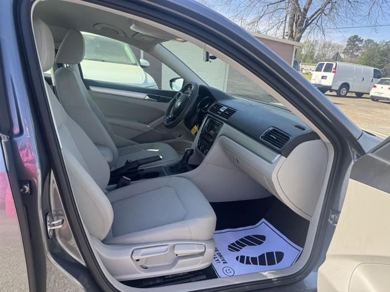 Volkswagen Passat S 2018