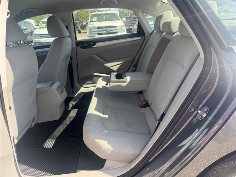 Volkswagen Passat S 2018