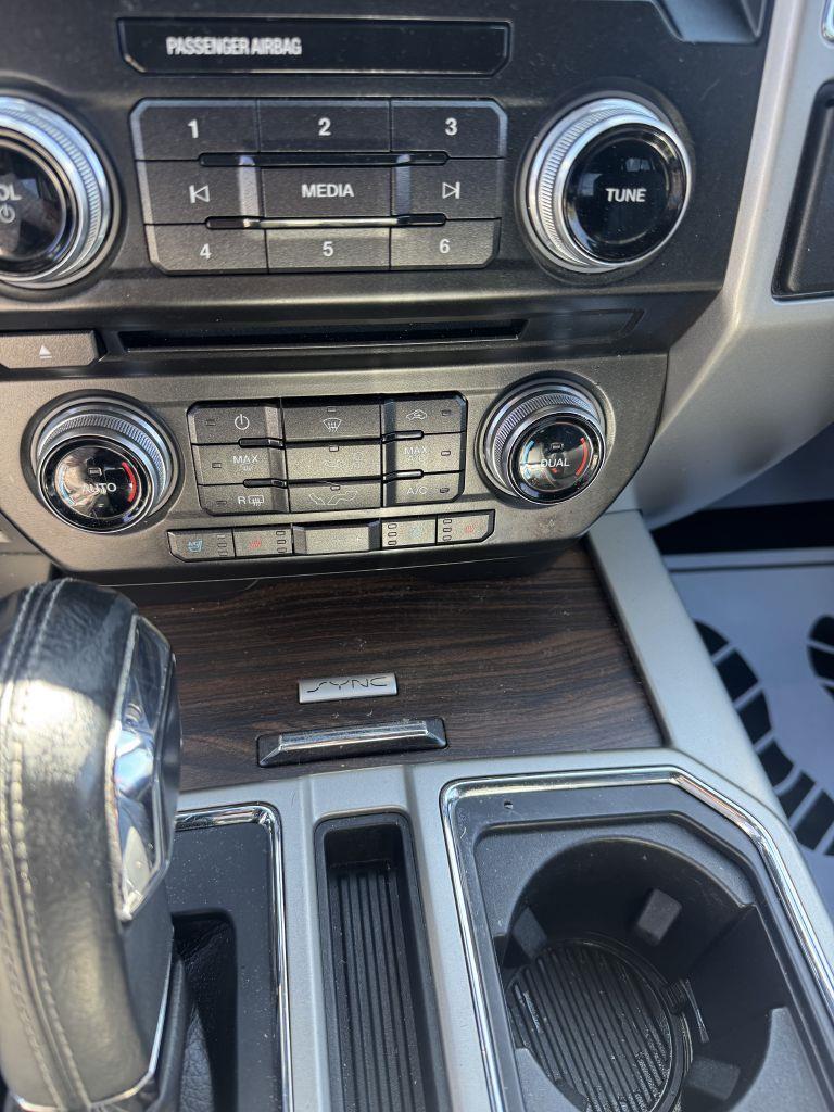 Ford F-150 Lariat SuperCrew 6.5-ft. Bed 4WD 2017