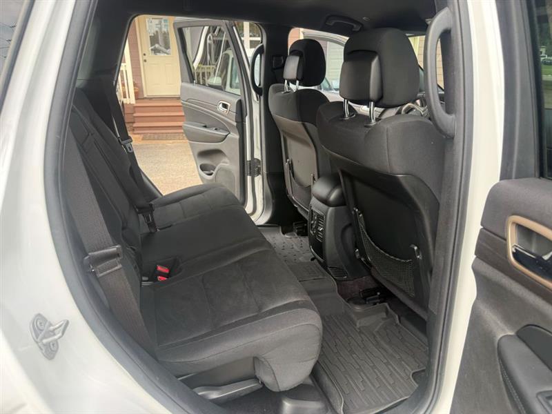 Jeep Grand Cherokee Laredo 2WD 2017