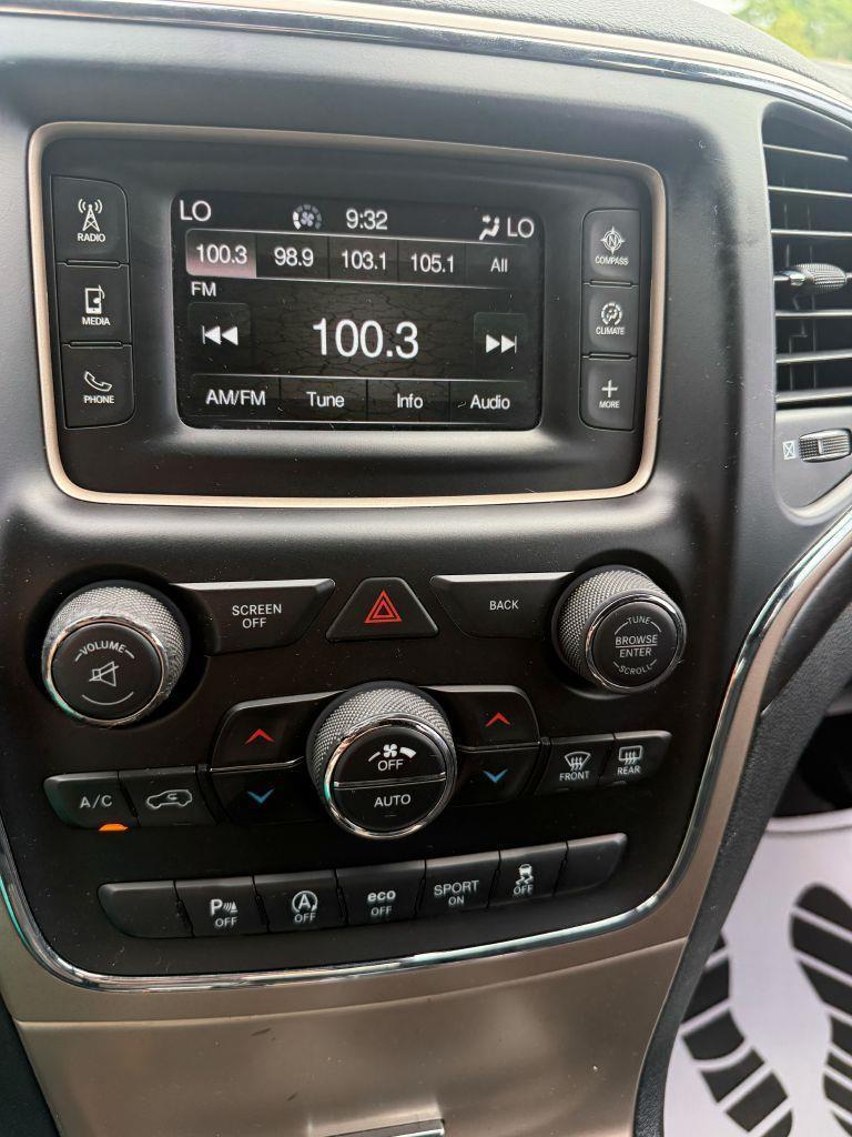 Jeep Grand Cherokee Laredo 2WD 2017