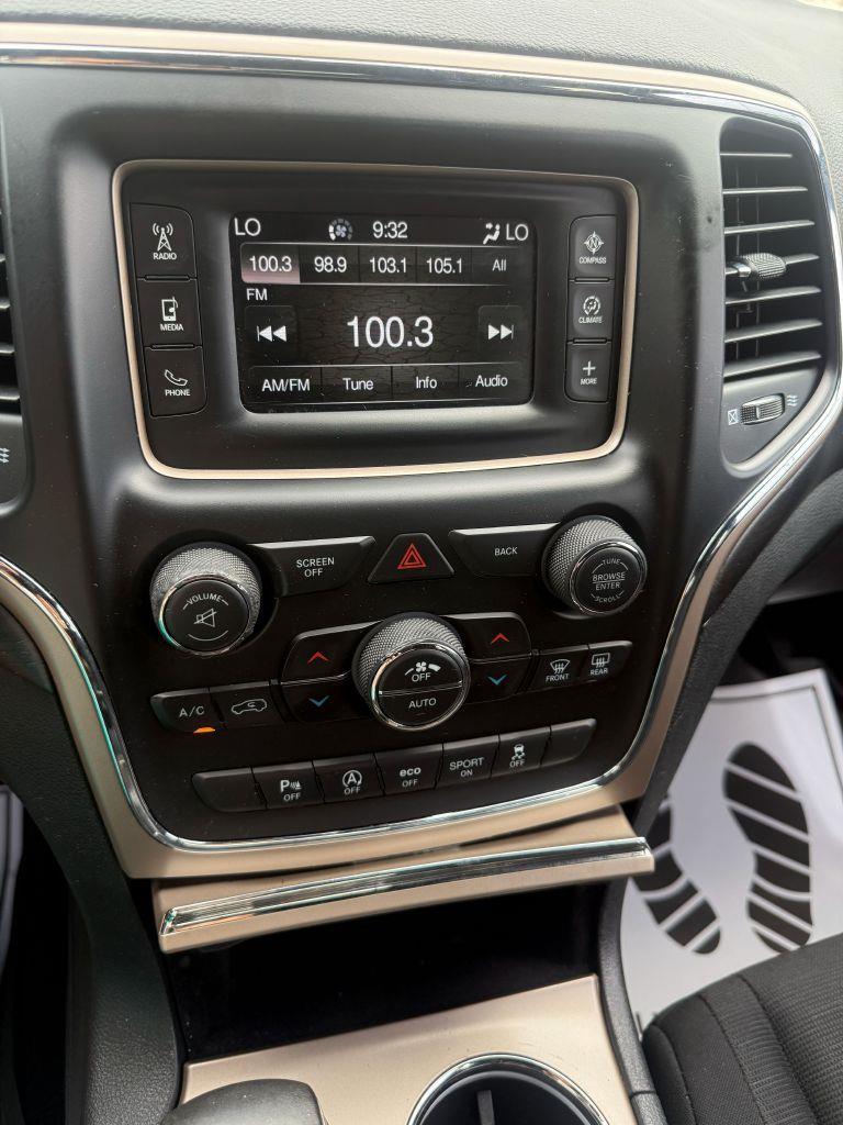 Jeep Grand Cherokee Laredo 2WD 2017