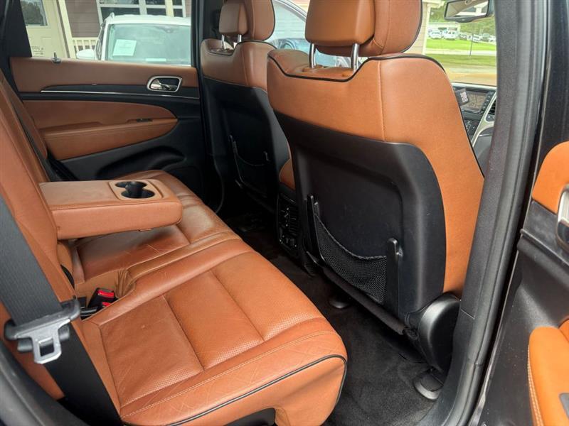 Jeep Grand Cherokee Overland 2WD 2013