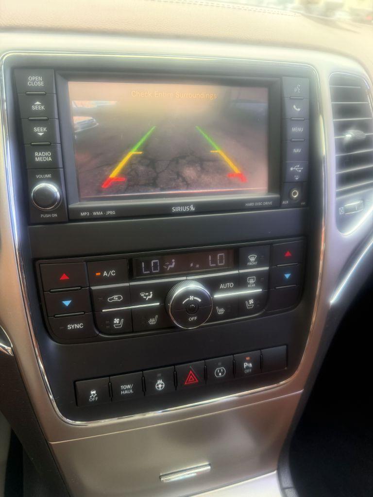 Jeep Grand Cherokee Overland 2WD 2013