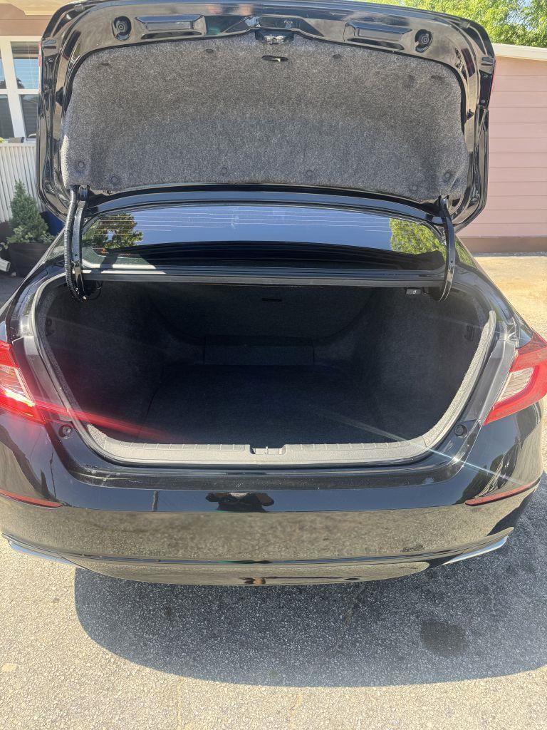 Honda Accord LX CVT 2019