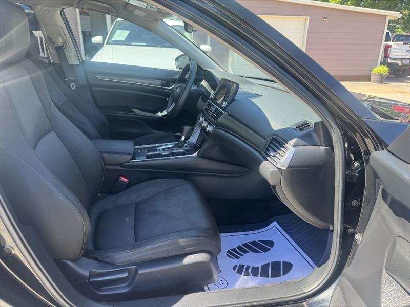 Honda Accord LX CVT 2019
