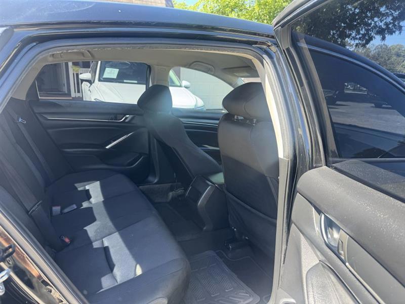 Honda Accord LX CVT 2019