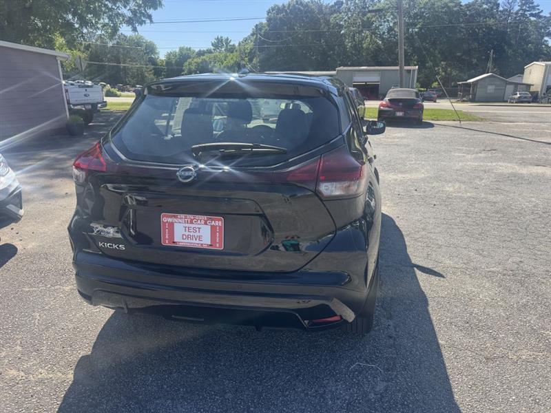 Nissan Kicks S 2023