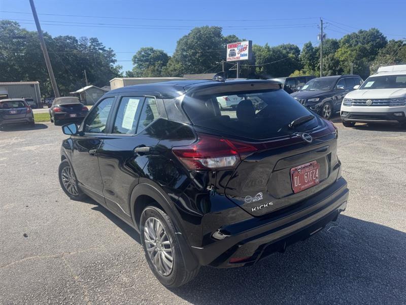 Nissan Kicks S 2023