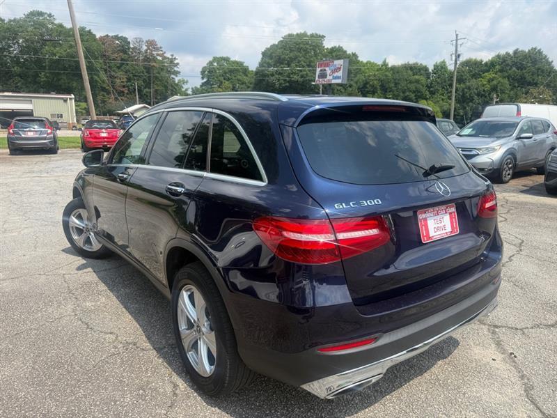 Mercedes-Benz GLC-Class GLC300 4MATIC 2017