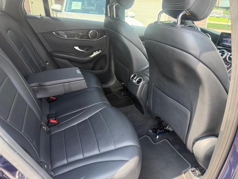 Mercedes-Benz GLC-Class GLC300 4MATIC 2017