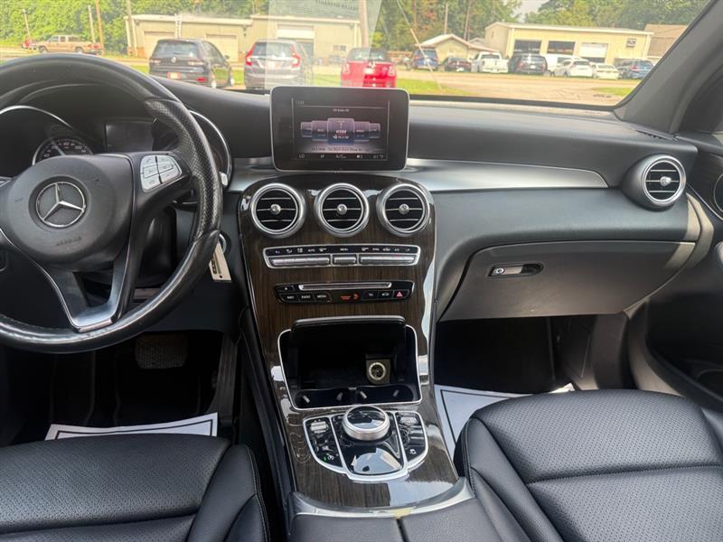Mercedes-Benz GLC-Class GLC300 4MATIC 2017