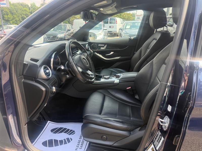 Mercedes-Benz GLC-Class GLC300 4MATIC 2017
