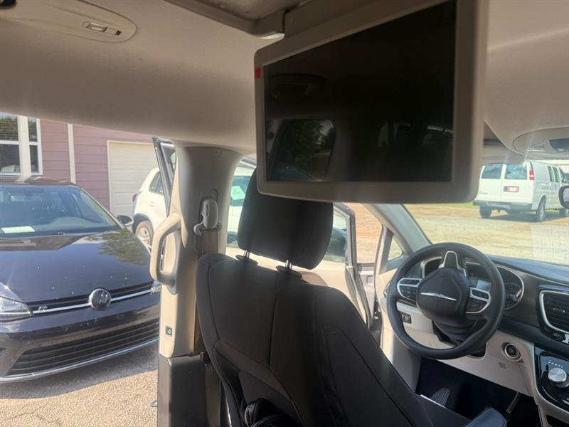 Chrysler Pacifica Touring-L 2017