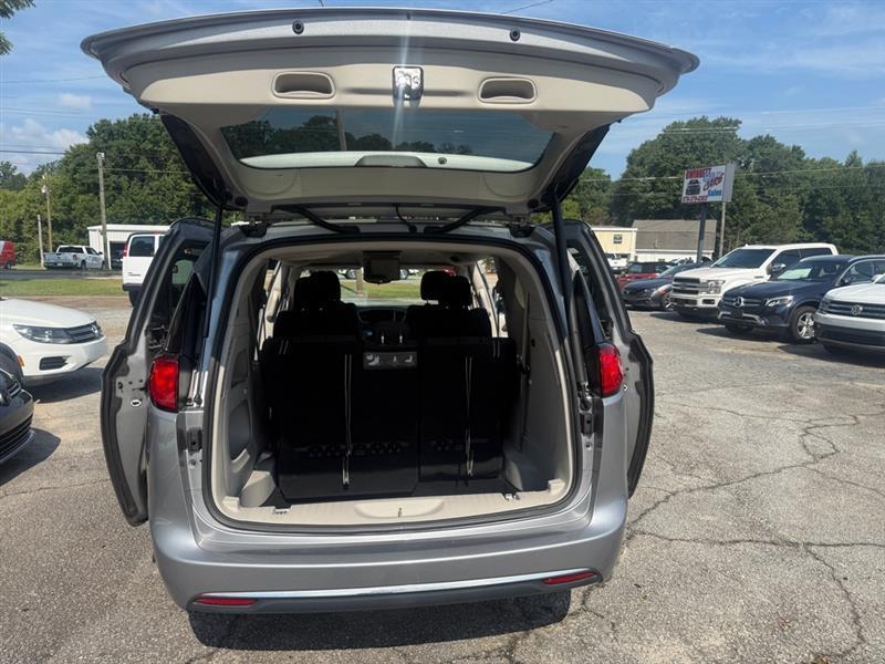 Chrysler Pacifica Touring-L 2017