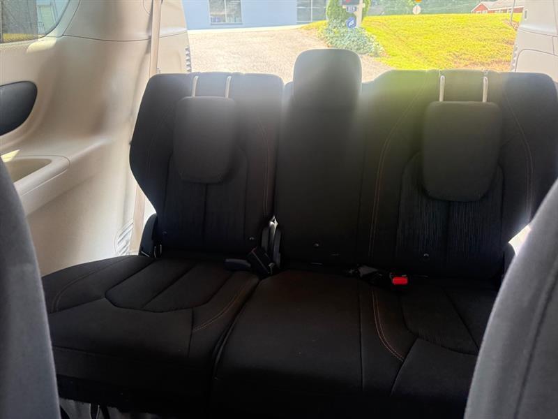 Chrysler Pacifica Touring-L 2017