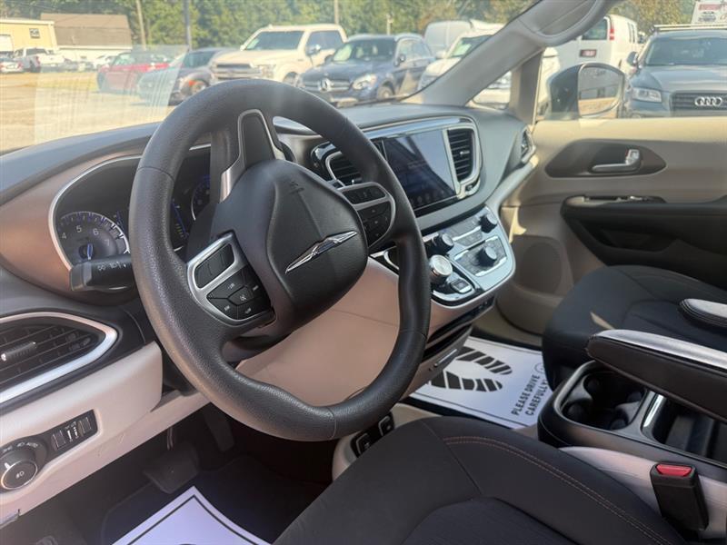 Chrysler Pacifica Touring-L 2017