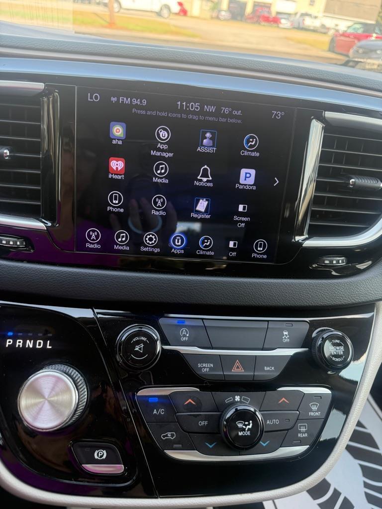 Chrysler Pacifica Touring-L 2017