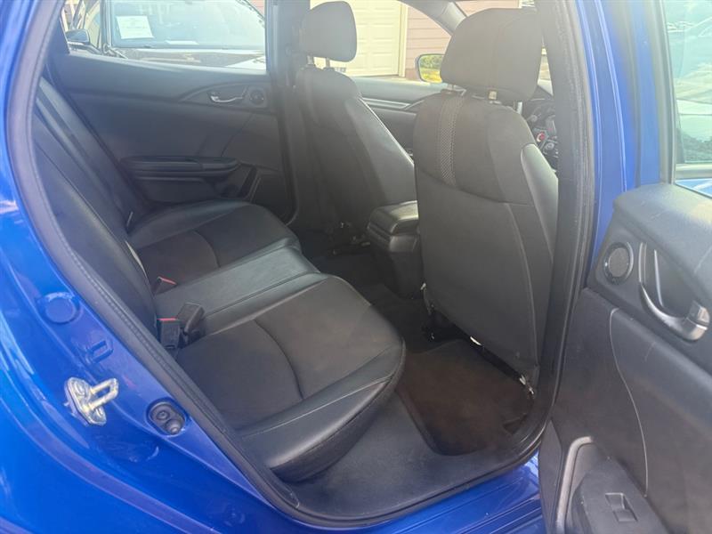Honda Civic photo 9