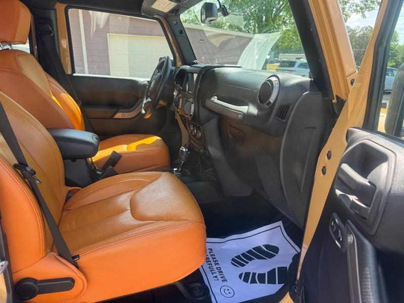 Jeep Wrangler Unlimited Sport 4WD 2013
