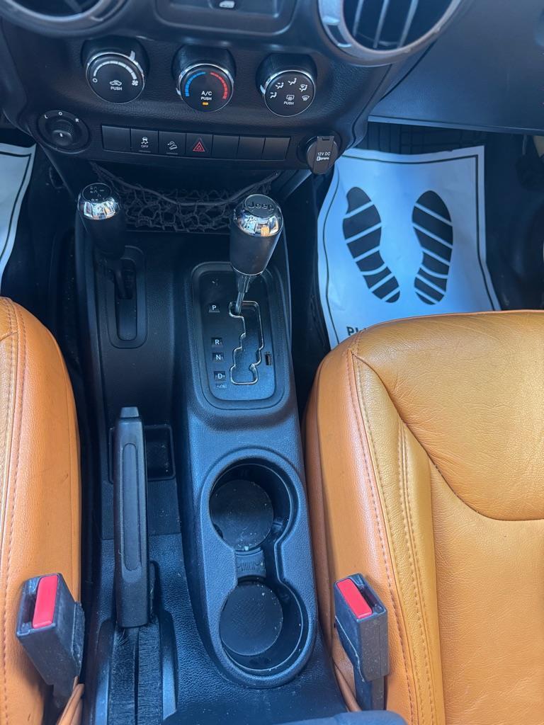 Jeep Wrangler Unlimited Sport 4WD 2013