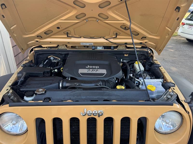 Jeep Wrangler Unlimited Sport 4WD 2013