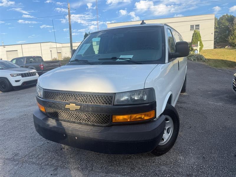 Chevrolet Express photo 34