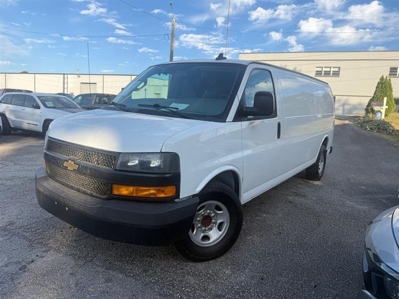 Chevrolet Express photo 40