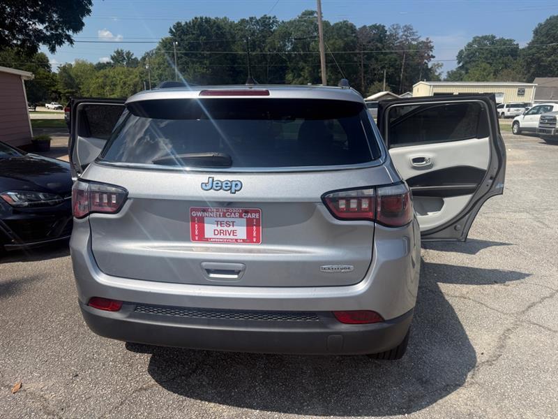Jeep Compass photo 6