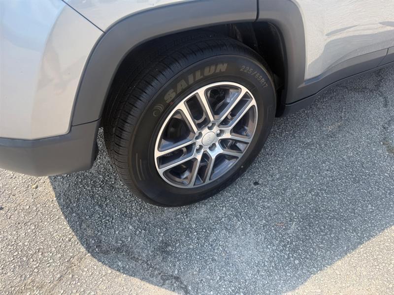 Jeep Compass photo 15