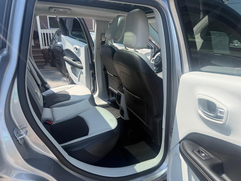Jeep Compass photo 18